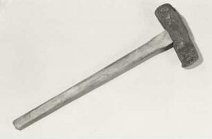 Bohrfäustel für zweimännisches Bohren : Bohrfäustel für zweimännisches Bohren. 18. Jahrhundert. Altenberg (Erzgebirge): Sammlung Horst Seidel. Dresden: Ausstellung "Bergbau und Kunst in Sachsen", 1989