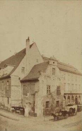 Ohne Titel (Rathaus mit Gerichtslaube)