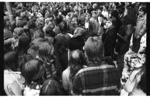 Kleinbildnegativ: Protest, Rathaus Kreuzberg, 1981