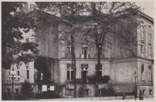 Fotografie des Instituts für Sexualwissenschaft (Gebäude außen)