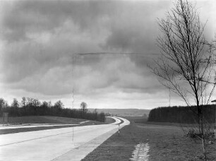 Trassierung und fertige Betonfahrbahndecke bei km 137