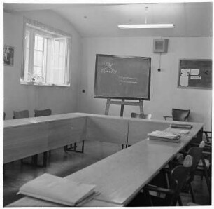 Sonderschule Oelsa; DSF-Brigade Schmiede, Schmelzerkollege Ofen 5; Brigade "Kosmos" Ela