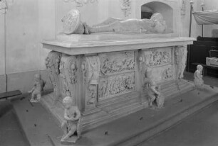 Grabmal des Melchior von Hatzfeldt, Prausnitz, Polen