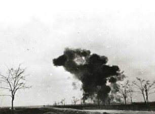 Brennende Panzer der Panzerarmee Kleist in der Schlacht bei Rostow am Don
