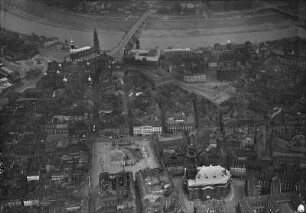 Dresden-Altstadt: Stadtkern von Süd. Luftbild-Schrägaufnahme