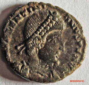 Römische Münze, Nominal Centenionalis, Prägeherr Valentinianus I., Prägeort Arles, Original