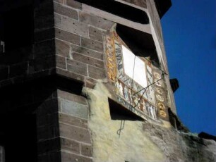 Hirsau-Kloster St Peter und Paul-Jagdschloß (1586-92 für Hzg Ludwig von Württemberg)-Torturm von Südosten-Obergeschoß mit gemalter Sonnenuhr (Tierkreiszeichen) im Detail