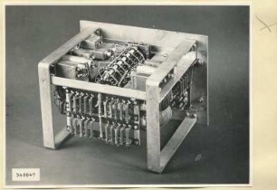 Terzfilter 320 MHz -3,6 KHz Typ Nr. 06.49011.1, Unterseite, Foto 1954