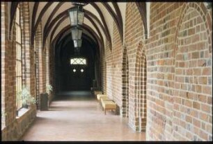 Neubrandenburg, Franziskanerkloster St. Johannis : Kreuzgangflügel