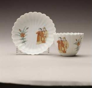 Koppchen mit Unterschale Chinoiserie