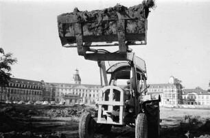 Umgestaltung des Schloßplatzes im Rahmen der Bundesgartenschau 1967.