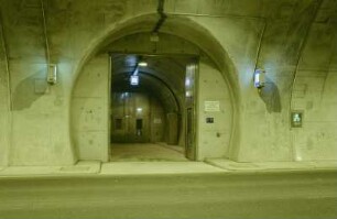 Tunnel Berg Bock