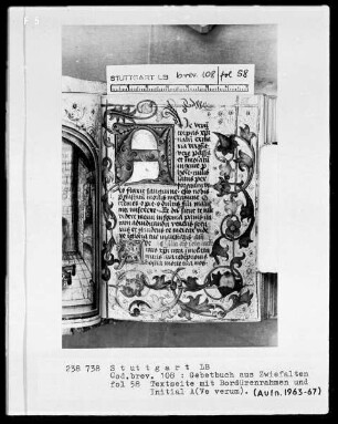 Gebetbuch aus Zwiefalten — Initiale A (verum) und Bordüre, Folio 58recto