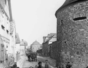 Ehem. Wasserburg; Friedberg, Bachgasse 28, Bachgasse 30, Rosbacher Straße , Bachgasse 36