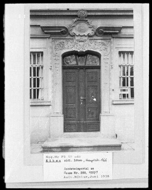 Eibau, Hauptstraße 166, ehemals Haus Nr. 288, Faktoreihaus, Portal