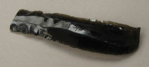 Obsidian knife