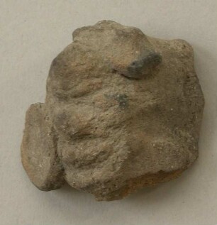 Fragment eines Tongefäßes