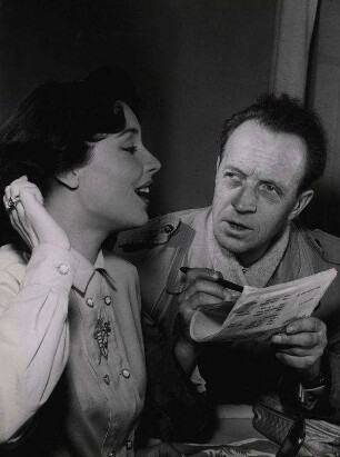 [Sonja Ziemann und Ihr Vater?]