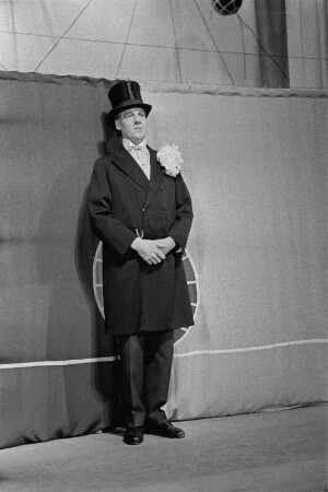 Szenenbilder aus "Neue Odyssee", Ballett in 5 Bildern von Albert Burkat mit Musik von Victor Bruns. Staatsoper Berlin, 15.11.1957 (Uraufführung am 16.11.1957)
