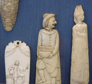 Frankreich. Haute Normandie. Seine Maritime. Dieppe. Chateau Musee. Elfenbeinschnitzerei. Tabakreiben