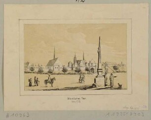 Das Grimmaische Tor in Leipzig von Osten über den Vorplatz (heute Augustusplatz) im Zustand von 1785 mit einer sächsischen Postmeilensäule, im Hintergrund die Paulinerkirche und die Nikolaikirche