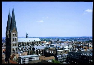Lübeck: Marienkirche und Rathaus vom Turm