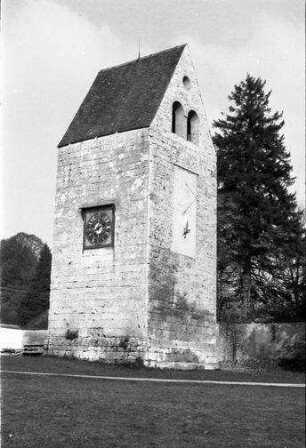 Wessobrunn: alter Glockenturm im Klosterhof