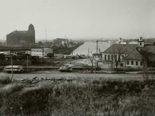 Dresden-Friedrichstadt, Magdeburger Straße 58. Elbhafen (angelegt 1891-1896). Ostkai, Verwaltungsgebäude (um 1955)