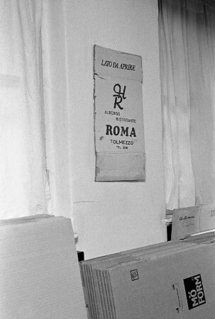 Raumsituation I : Sammlung Egidio Marzona vor dem Umzug ins Archiv der Avantgarden, Staatliche Kunstsammlungen Dresden