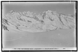 Stubaier Alpen. Mutterberger Seespitze und Ruderhofspitze von der Schaufelnieder (3040 Meter)