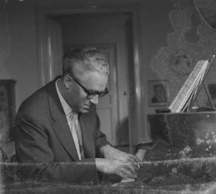 Porträt Kapellmeister Wilhelm Hübner