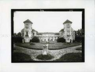 Außenansicht des Schlosses Rheinsberg von Westen