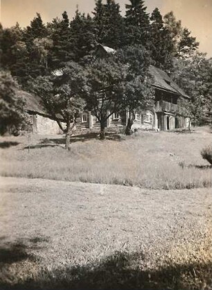 Juliusthal (Juliovka) südöstlich der Lausche. Umgebindehaus mit Obergeschoßlaube