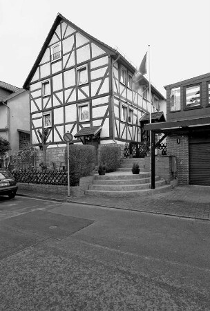 Wohnhaus; Fuldabrück, Lindenstraße 7