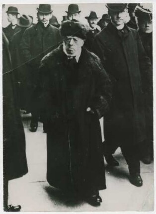 [Bildnis Adolph von Menzel um 1900]