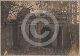 Vogelhaus im Schlossgarten Glogau