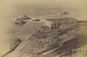 San Francisco: Cliff House and Seal Rocks from Beach Drive
