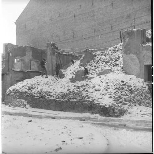 Negativ: Gelände, Hauptstraße 117, 1952