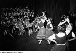 Dresden, Pionierpalast "Walter Ulbricht", Ensemble der Jungen Pioniere, 1953