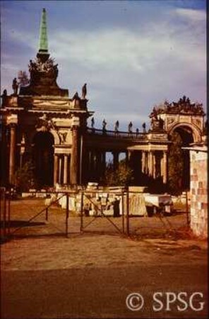 Potsdam, Park Sanssouci, Umgebung Neues Palais, Communs.