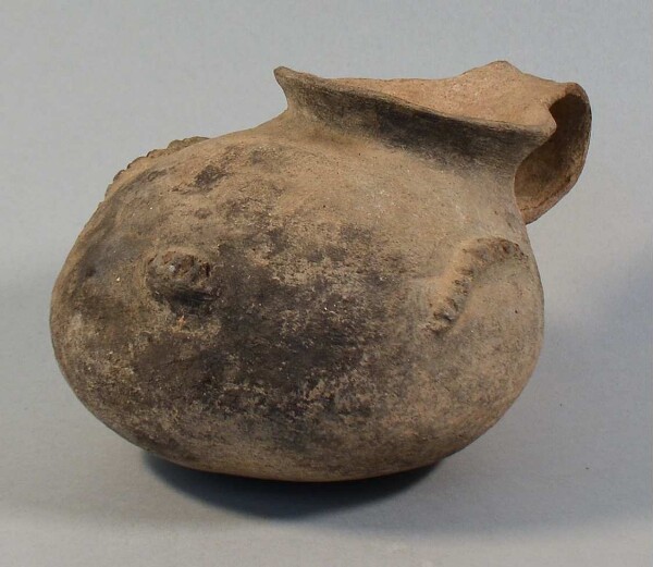 Clay vessel