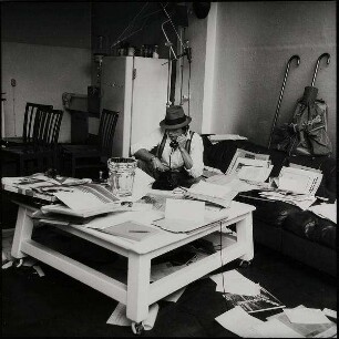 "Joseph Beuys" aus der Reihe "Künstler in ihrem Atelier"