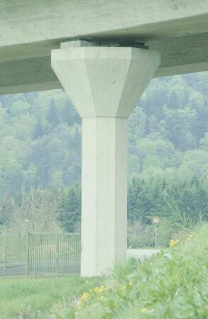 Unterführung Mescheder Straße