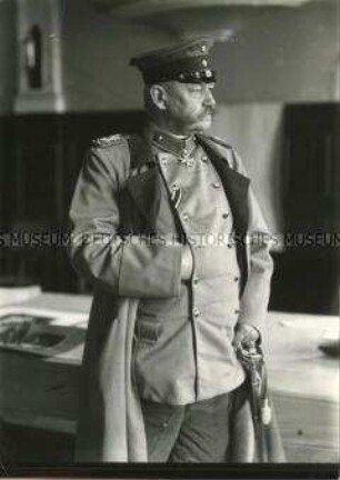 Paul von Hindenburg im Atelier