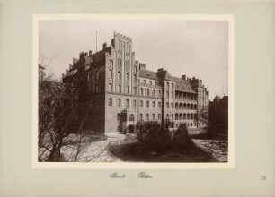 I. und II. Medizinische Klinik der Charité, Berlin: Ansicht der Westseite der I. Medizinischen Klinik