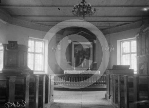 Gemeinderaum und Chor der Kapelle Esko