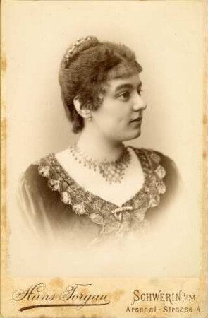 Dorner, Eleonore (Lori) (1866-?)