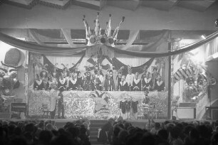 Prunksitzung der Karnevalsgesellschaft Blau-Weiß Durlach in der Festhalle Durlach.