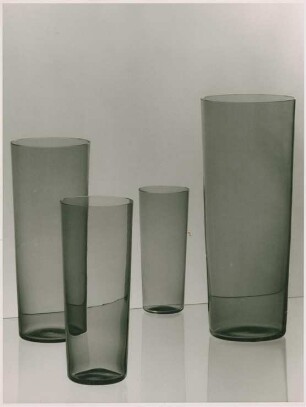 Bechervasen "50/6/1", "50/6/2", "50/6/3" und 50/6/4" von Richard Süßmuth