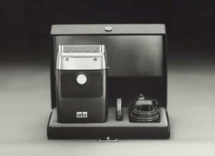Braun Elektrorasierer "sixtant S" von Richard Fischer